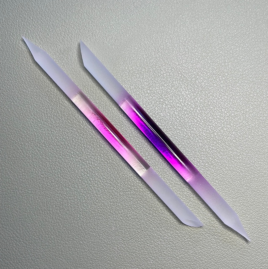 Glass cuticle pusher